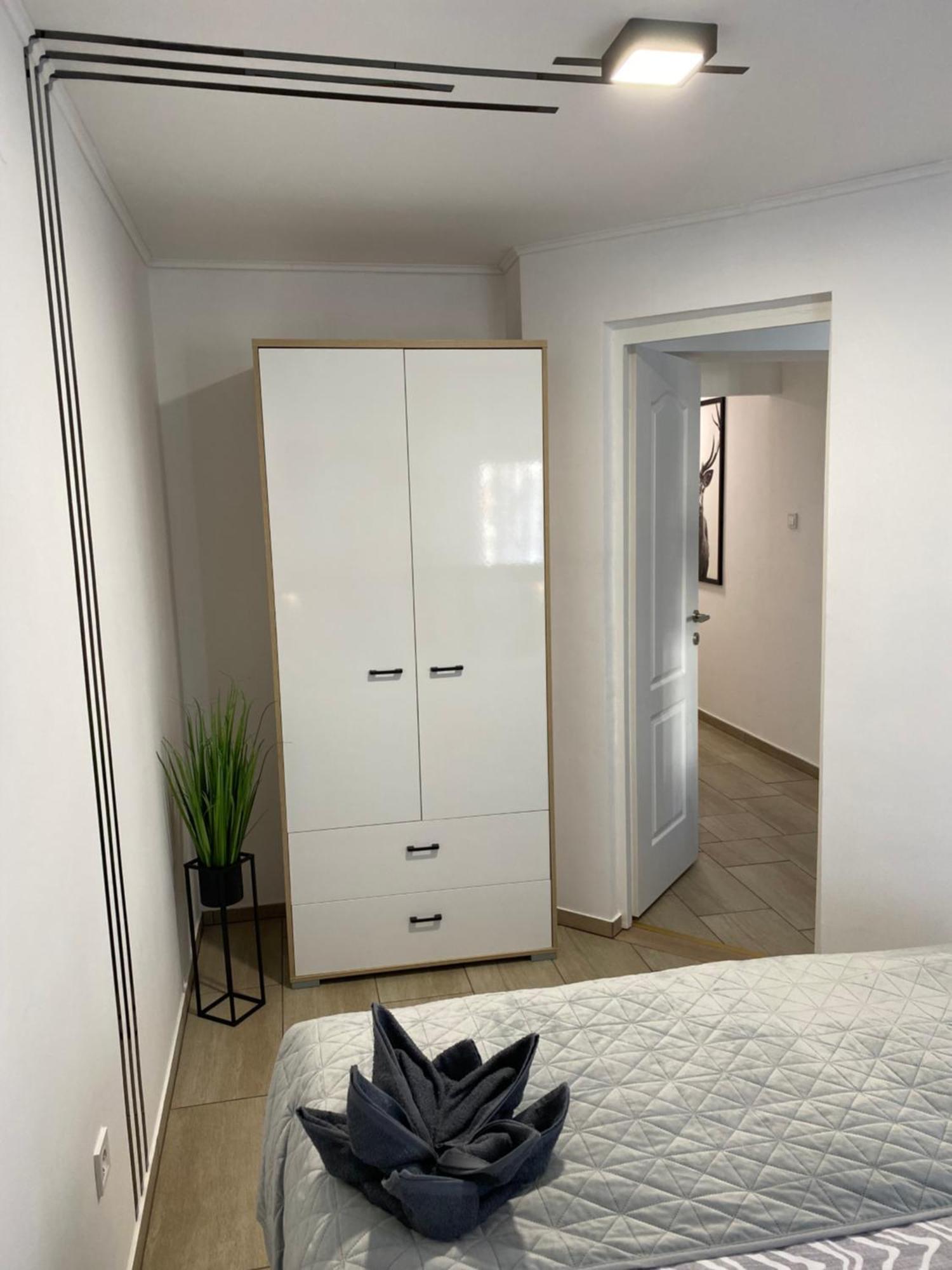 Ikon Apartment *